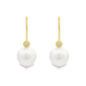 Pearl and Diamonds Hook Earrings in 14k gold