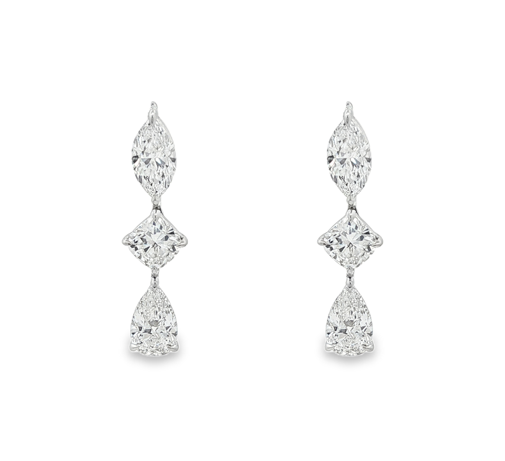 Drop Earrings with Lab-Grown Diamonds in 18k White Gold